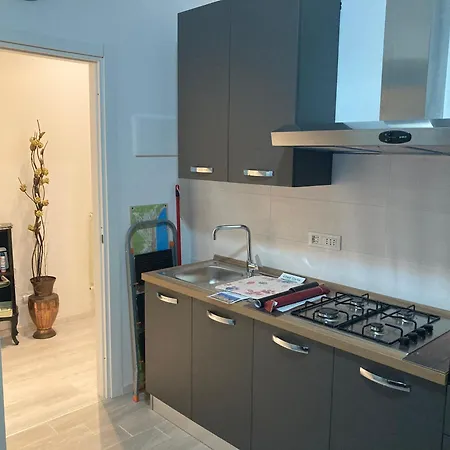 Trilocale Ristrutturato A 200m Dal Mare:vinci246 Апартаменты Алассио