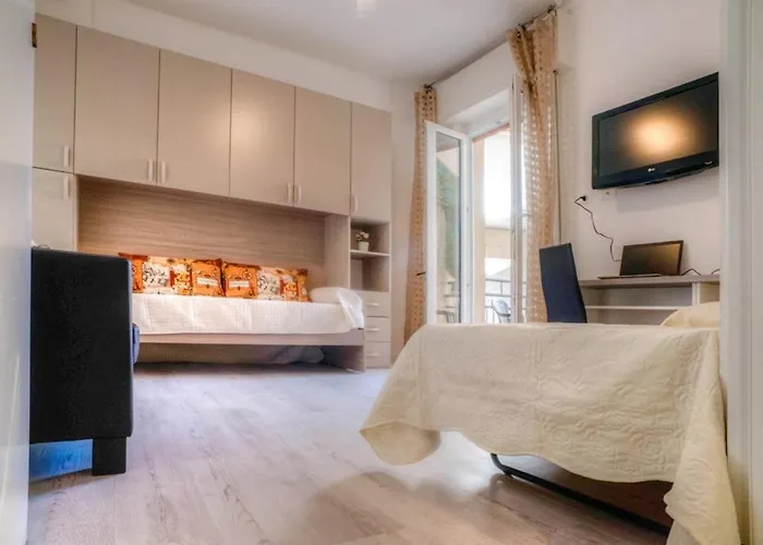 Trilocale Ristrutturato A 200m Dal Mare:vinci246 Apartment *